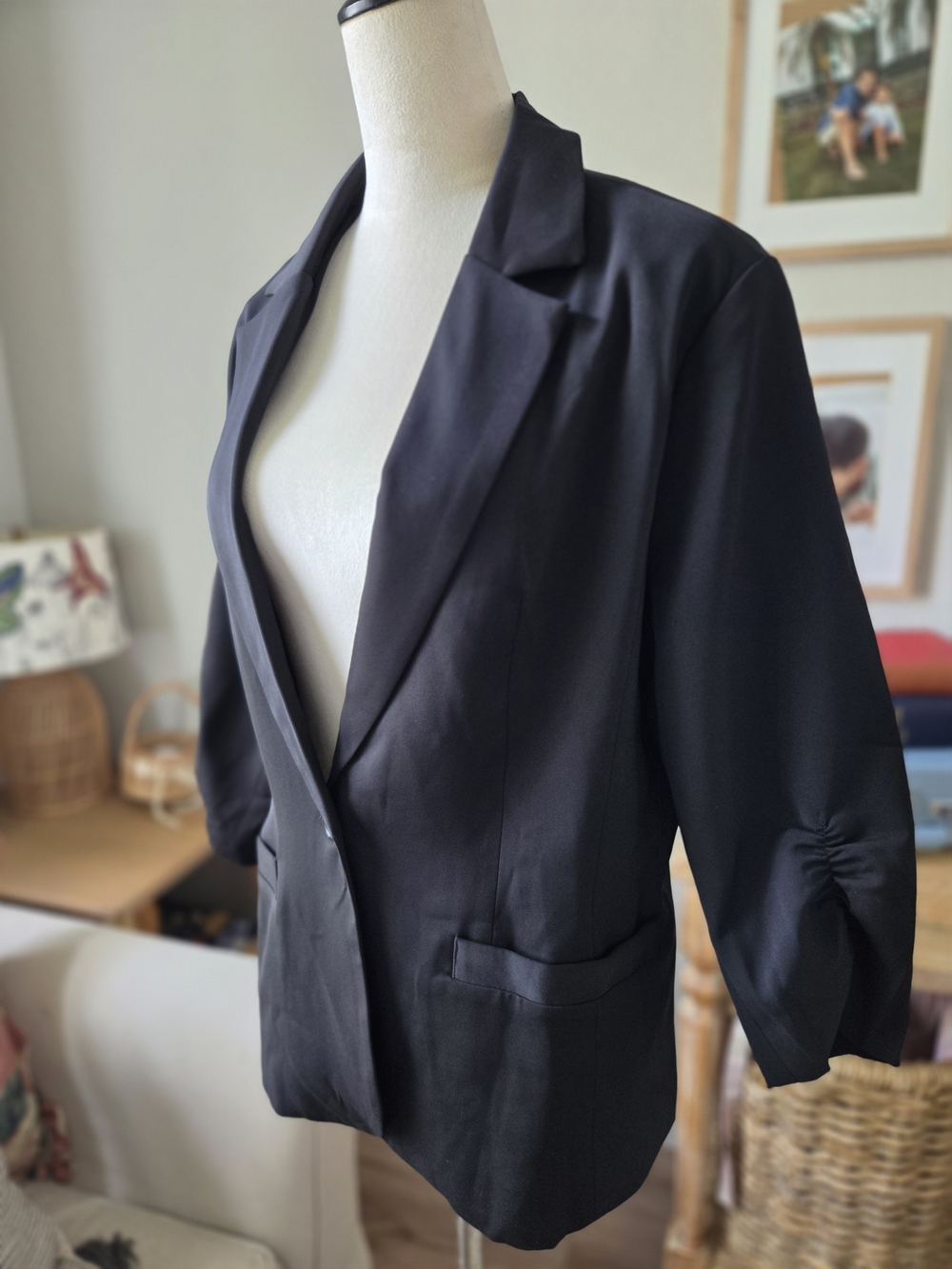 Black Women’s Ruched-Sleeve Tailored Blazer